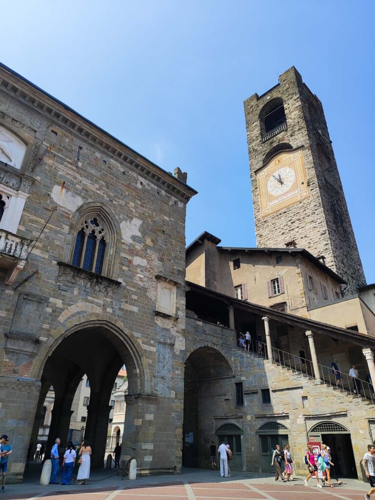 Qué ver en Bérgamo en un día: Piazza Vecchia