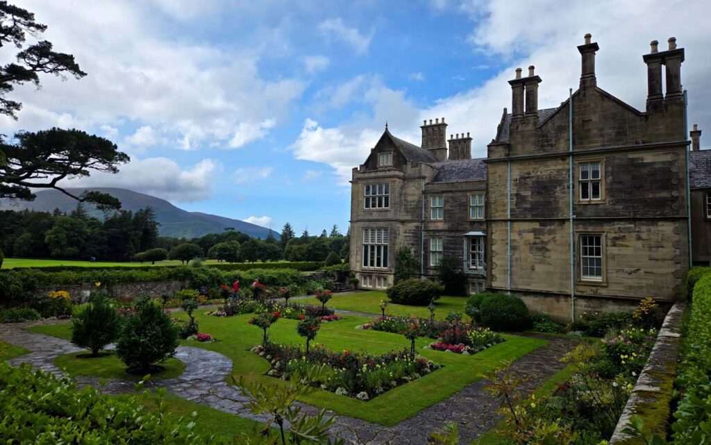 Ruta por Irlanda en coche - Casa de Muckross