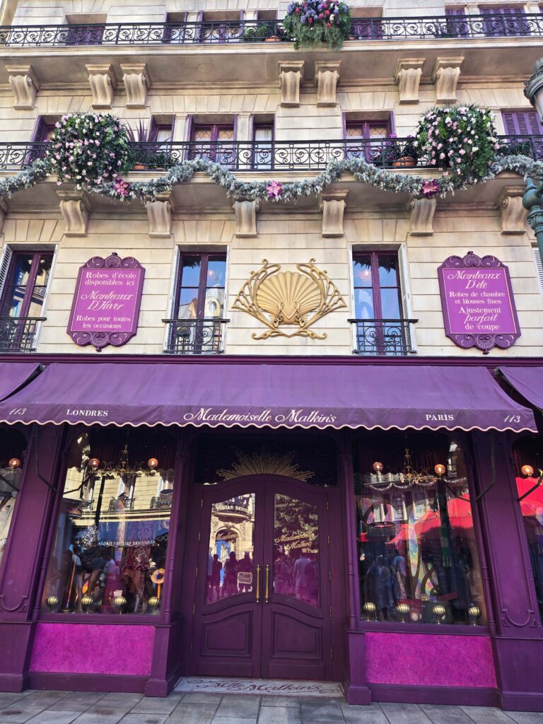 Ministerio de Magia en Epic Universe inspirado en Harry Potter