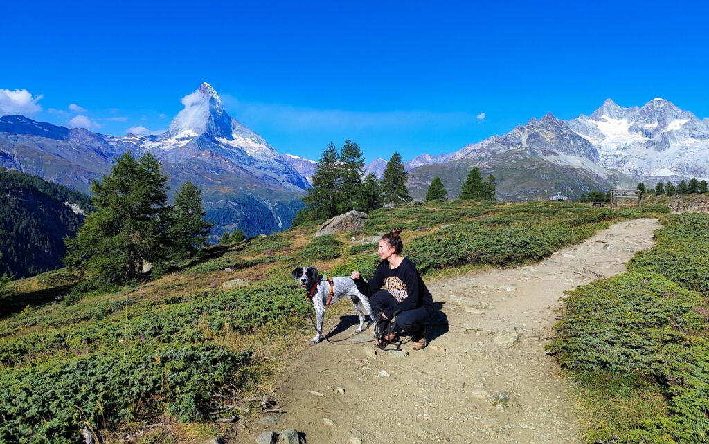 ruta de los 5 lagos en Zermatt paisaje alpino